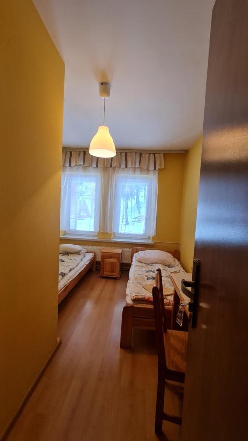 Hotel Pod Kamiennikiem Trzemesnia Exterior foto