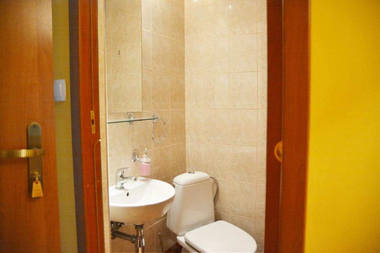Hotel Pod Kamiennikiem Trzemesnia Exterior foto