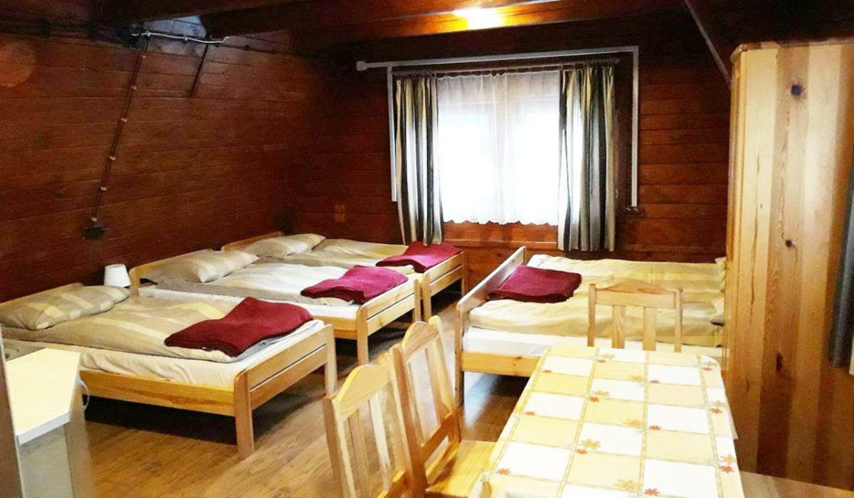 Hotel Pod Kamiennikiem Trzemesnia Exterior foto